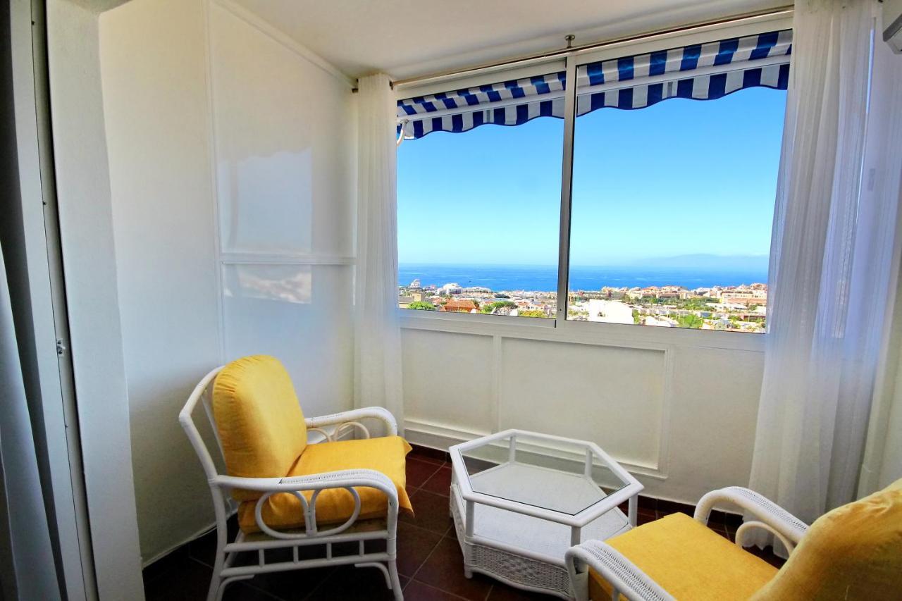 Cozy Townhouse With Ocean Views In Costa Adeje Apartment Exterior photo